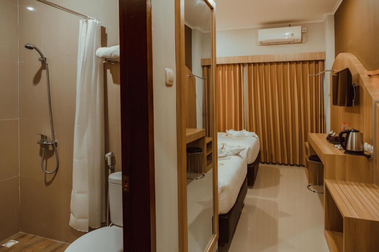 Panfila Hotel Kuta  Exterior foto